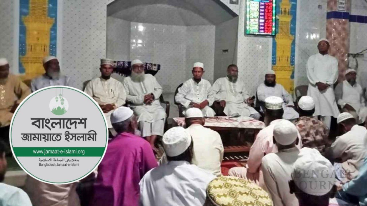 ‘মসজিদের ভেতরে চেয়ার-টেবিল বসিয়ে জামায়াতের নির্বাচনী সভা, মসজিদকে পার্টি অফিস বানিয়ে ইউপি নির্বাচনে প্রার্থী ঘোষণা!’