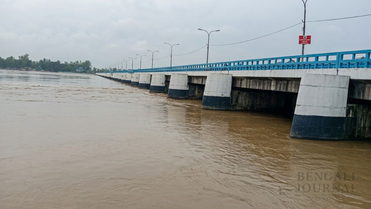 তিস্তার পানি বিপদসীমার ১৩ সেমি ওপরে, লালমনিরহাটে বন্যার শঙ্কা