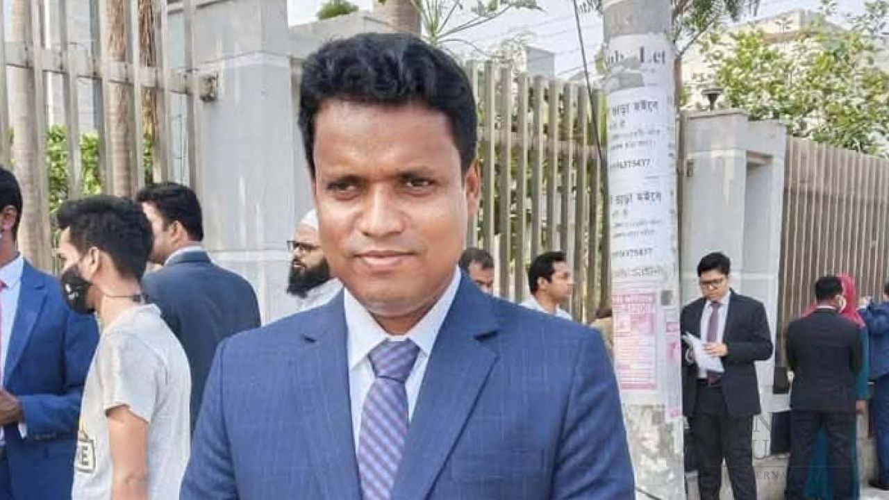 মাদক-জুয়ার বিরুদ্ধে দাঁড়ানো শিক্ষক আরিফুল ২১ দিনের লড়াই শেষে মৃত
